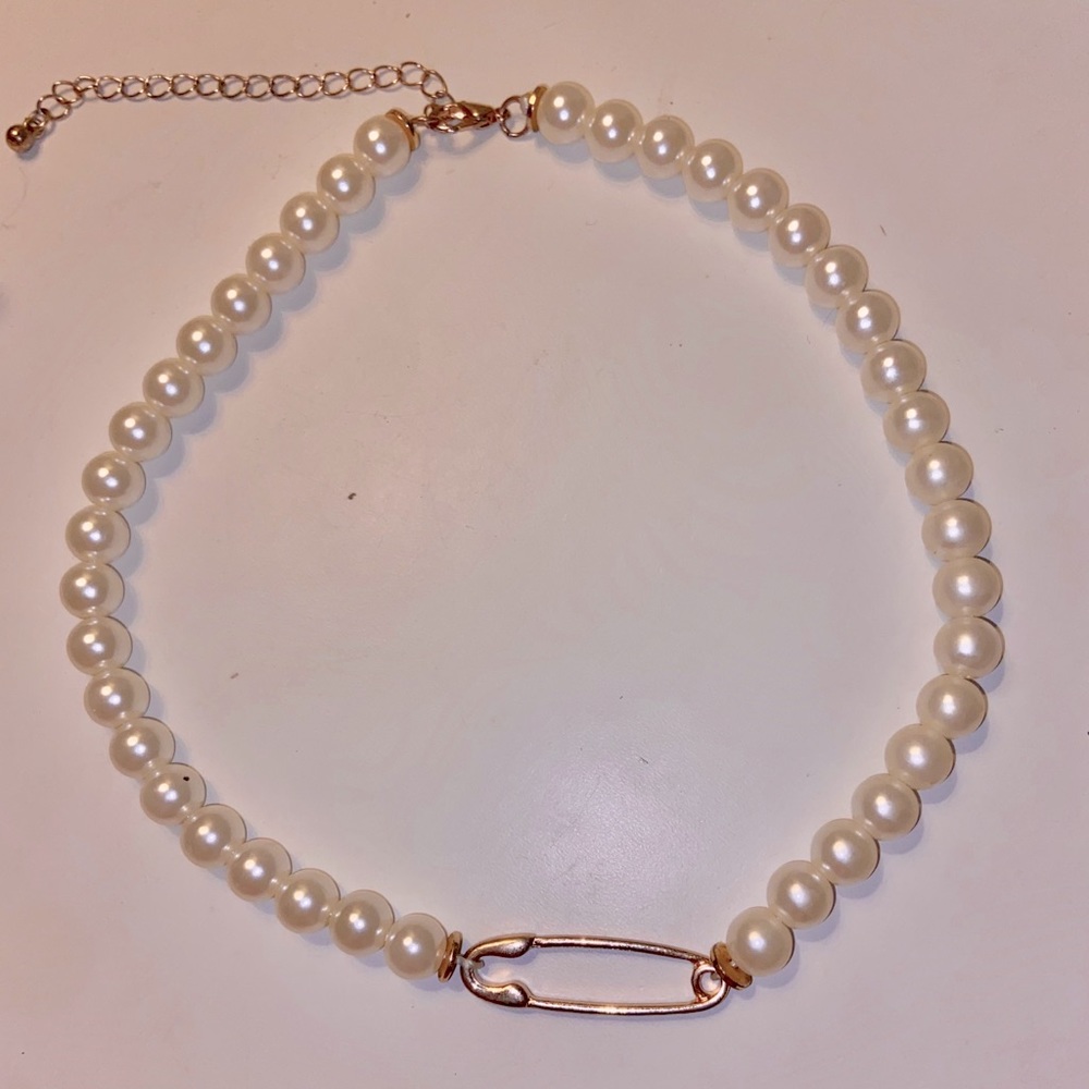 Pearl necklace 🤍